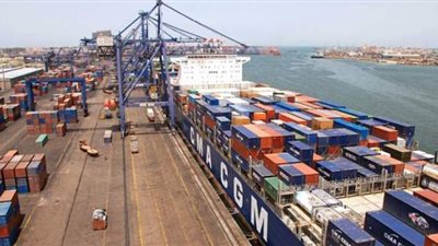 تحصيل ٣,٩ مليار جنيه ضرائب ورسوم بجمارك الإسكندرية في يونيو