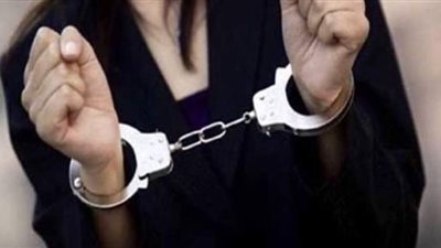 تجديد حبس ربة منزل ونجلها في حيازة المواد المخدرة