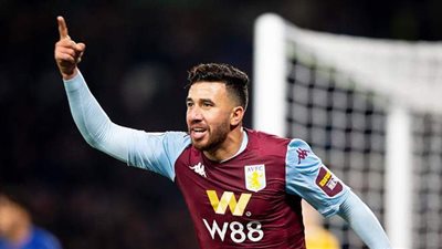 تريزيجيه يتقدم لأستون فيلا في شباك كريستال بالاس بالشوط الأول