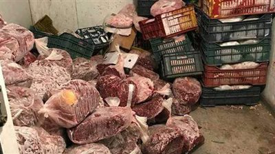 إعدام لحوم فاسدة بمحلات شهيرة وسط القاهرة والزمالك