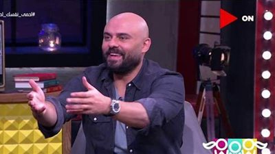 أحمد صلاح حسني: 