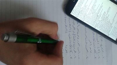 التعليم: ضبط أكثر من  ٦٥ صفحة وجروب للغش والتحقيق مع الطلاب الموجودين بها