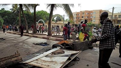 وسائل إعلام: 11 قتيلا و120 جريحا في احتجاجات مالي