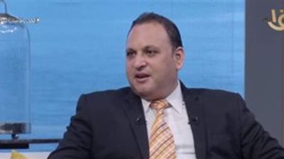 مستشار البنك الدولي السابق: الرئيس السيسي اهتم بالعنصر الزمني منذ توليه الرئاسة