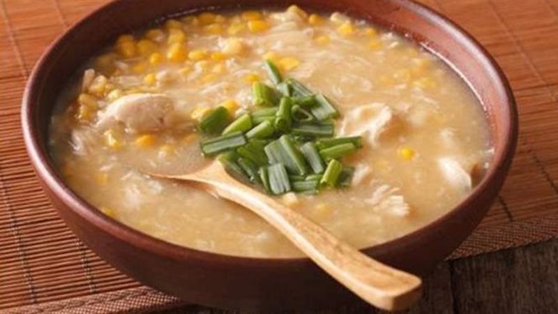 شوربة الدجاج بالذرة