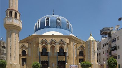 مصلون يرفضون أداء صلاة الجمعة بمسجد الحسين ببورسعيد اعتراضًا على الخطبة