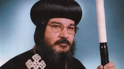 الأنبا مكاريوس: الدولة لم تعتد على الكنائس ونطالب بالتأمين