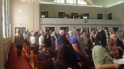 الأقباط يرفعون الصلاة من أجل مصر فى ليلة الميلاد