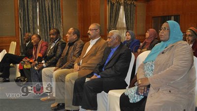 بالصور.. رئيس مهرجان أسوان الدولي يلتقي قيادات المجتمع المدني