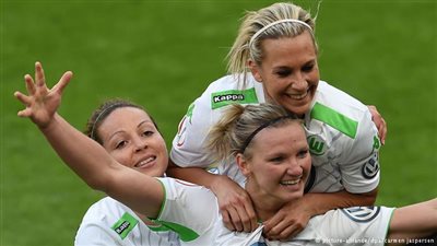 فولسبورج يتأهل لنصف نهائي بطولة أوروبا للسيدات