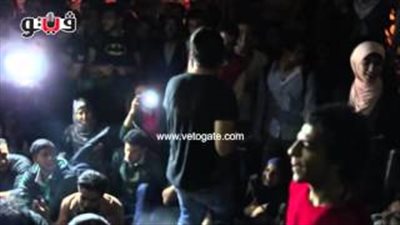 بالفيديو.. شاب يرقص «على واحدة ونص» أمام دار الأوبرا