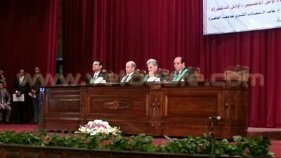 بالصور..«نصار» لخريجي الحقوق: «أنتم حاملو راية العدالة وأوصيكم بالحق»