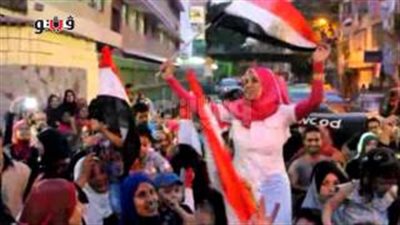 بالفيديو.. وصلة رقص أمام مركز شباب إمبابة على أنغام بشرة خير