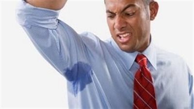 بالفيديو.. 7 أطعمة سحرية تخلصك من رائحة العرق الكريهة