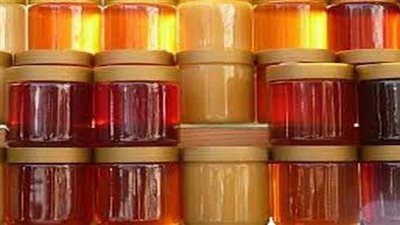 ضبط 26 طن عسل أبيض بمركز تعبئة بدون ترخيص في البحيرة