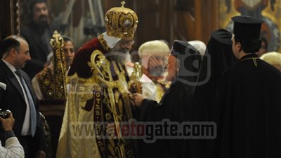 بالصور .. البابا تواضروس يشارك فى قداس عيد الميلاد