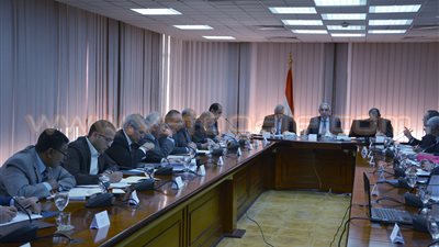 وزير الصناعة: إعداد خطة لزيادة الصادرات المصرية إلى السوق الروسية