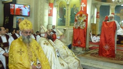 بالفيديو والصور.. احتفالات عيد الميلاد من 