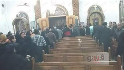 بالصور.. تشييع جثمان أحد ضحايا الأقباط في أحداث العريش بالدقهلية