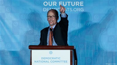 توم بيريز رئيسا للحزب الديمقراطي الأمريكي