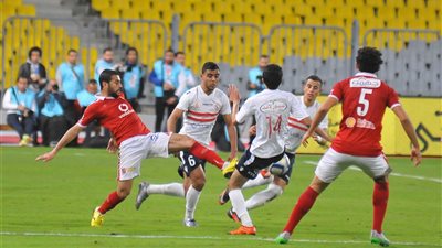 4 مكاسب تنتظر «الأهلي» حال خطف «الكأس» الليلة.. رد الاعتبار أمام غريمه التقليدى «الزمالك».. تحقيق ثنائية «الدوري والكأس».. رفع معنويات اللاعبين قبل «موقعة 