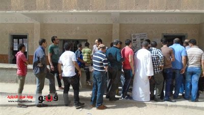 بالصور.. توافد المواطنين على اللجان الانتخابية بالغربية