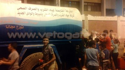 بالصور.. أهالي «مبارك» بأسيوط يشتكون من انقطاع المياه