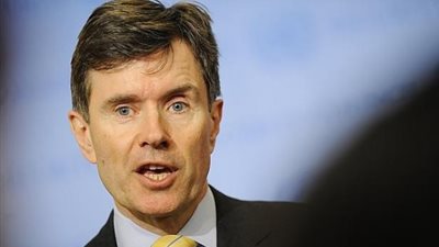 رئيس الاستخبارات البريطانية السابق يحذر من اقتحام سفارة بلاده في موسكو