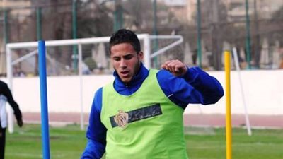 رمضان صبحى يدعم نجوم الأهلي هاتفيًا قبل كلاسيكو الزمالك