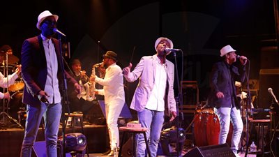 بالصور.. «بلاك تيما» تبهر عشاقها بـ«قول آه» في ساقية الصاوي