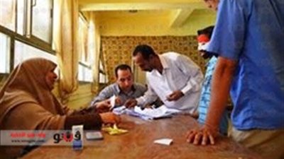 بالصور.. انتظام سير العملية الانتخابية بالصف