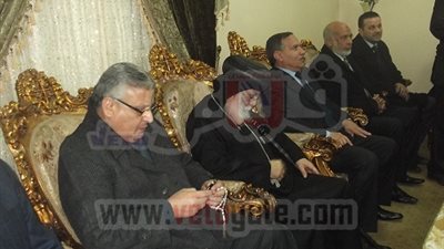 بالصور.. غنيم يقدم التهئنة للأقباط بكنيسة الملاك ميخائيل