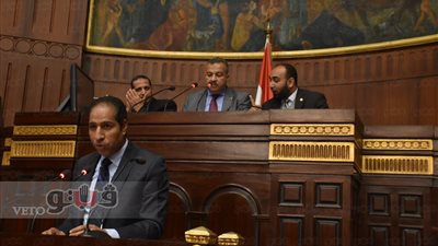 «صحة البرلمان»: نسعى لإصدار قانون الصيادلة بالتوافق