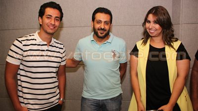 بالصور.. إيناس عزالدين تنتهي من تسجيل «عندي ثقة في الله»