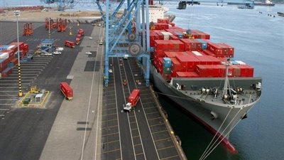 «النقل البحرى» يطالب بتعديلات تشريعية لتسهيل تملك السفن