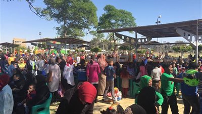 بالصور.. هيئة قناة السويس تحتفل بـ«يوم اليتيم»