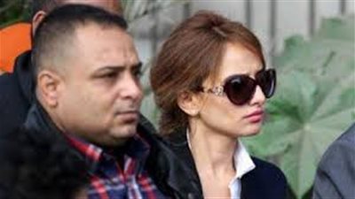 تأجيل نظر منع سفر توءم الفنانة زينة لـ27 أكتوبر