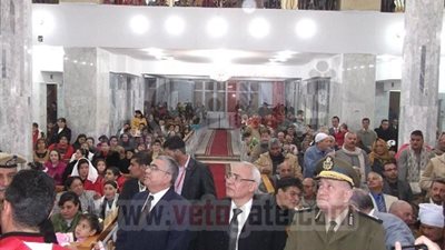 بالصور.. محافظ 