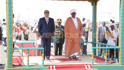 بالصور.. أسبوع رئاسي متميز.. قمة «مصرية – يونانية - قبرصية».. السيسي يشارك في مؤتمر الحوار الوطني بالخرطوم.. يحضر احتفال «النواب» بشرم الشيخ والندوة التثقفية للقوات المسلحة.. ويستق