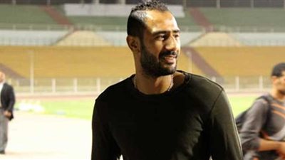 محمد شوقي ينعى والد أبو تريكة: ربنا يصبرك