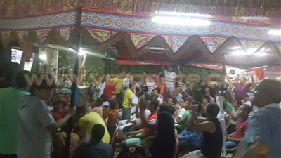 بالصور.. فرحة جماهير الأهلي بهدف فريقهم أمام استاد برج العرب