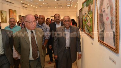 وزير الثقافة يطالب بدراسة إنشاء المطابع اقتصاديا