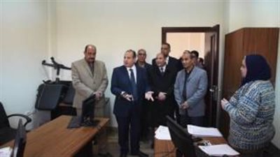 بالفيديو.. محافظ الإسكندرية يتفقد جهاز حماية المستهلك
