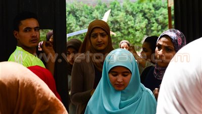 طلاب الثانوية.. قلق قبل امتحان «العربي» وفرحة بعد تأجيل «الدين»