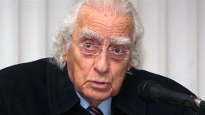 بالفيديو.. مراد وهبة: نظام مبارك فرع من الإخوان.. العقل المصري يعيش في القرن الـ13.. المناهج التعليمية محكومة بفكر الجماعة الإرهابية.. التنوير في أوروبا خرج من فكر «ابن رشد».. والمثقفون 