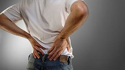 طرق علاج الآم الظهر والعمود الفقري