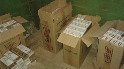 ضبط صاحب محل لبيعه السجائر بالسوق السوداء في الزيتون