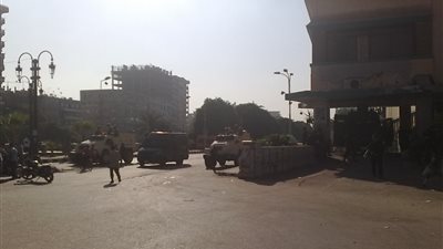 تعزيزات أمنية بمحيط مبنى محافظة الشرقية والمنشآت الشرطية