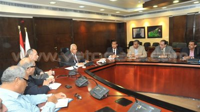 وزير النقل مهددًا الشركات: غير راضٍ عن مستوى النظافة بالطرق