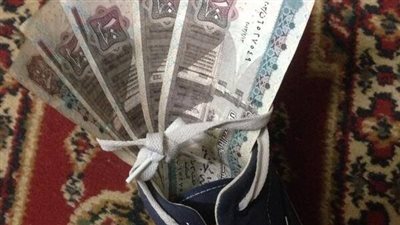 نشطاء يدشنون هاشتاج «على جزمتي» ردًا على «غرامة المقاطعين».. علاء: على جثتي يا عم.. رمضان: على كل جزمة 500.. فؤاد: هديهالهم فكة شلنات وبرايز.. منة الله: 5 × 500=2500 ادفع يا ب